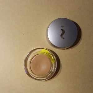 Skinn Plasma Foundation